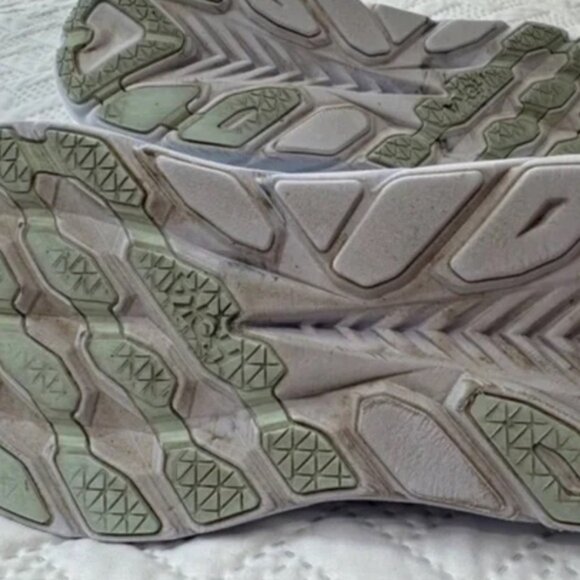 Hoka One One Clifton 8 Woman Lady Size 10 Wide 10D Running Shoes Sneakers - Picture 7 of 10